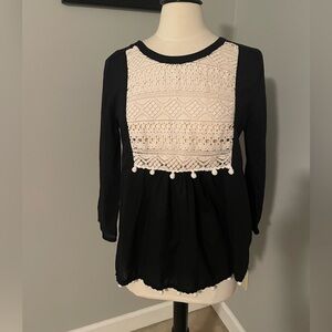 Umgee Black Pom Pom Top size L